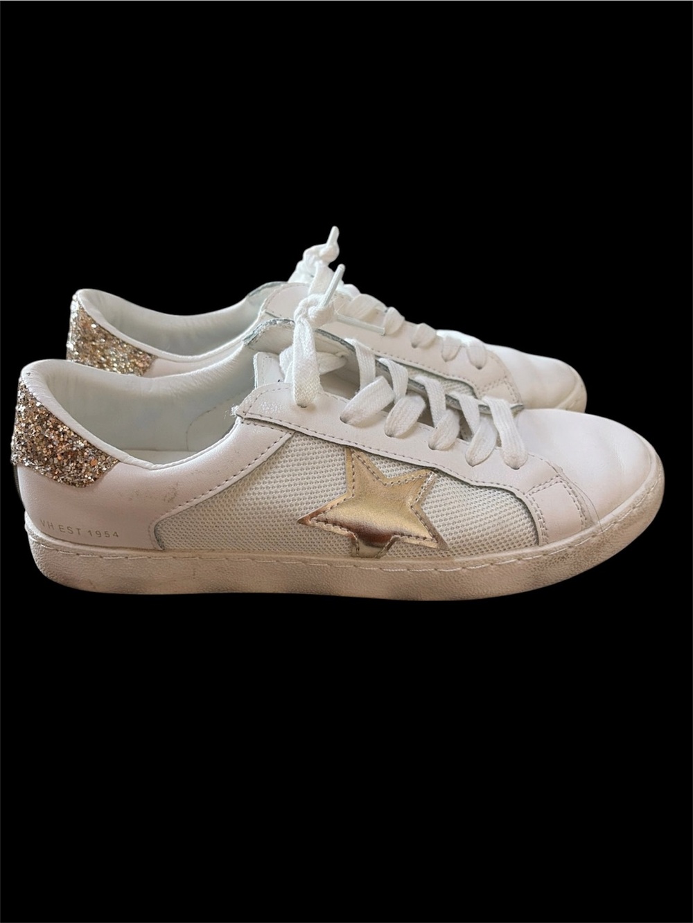 Vintage Havana Bianca White Gold Glitter Star Sneakers Size 8 - gently worn